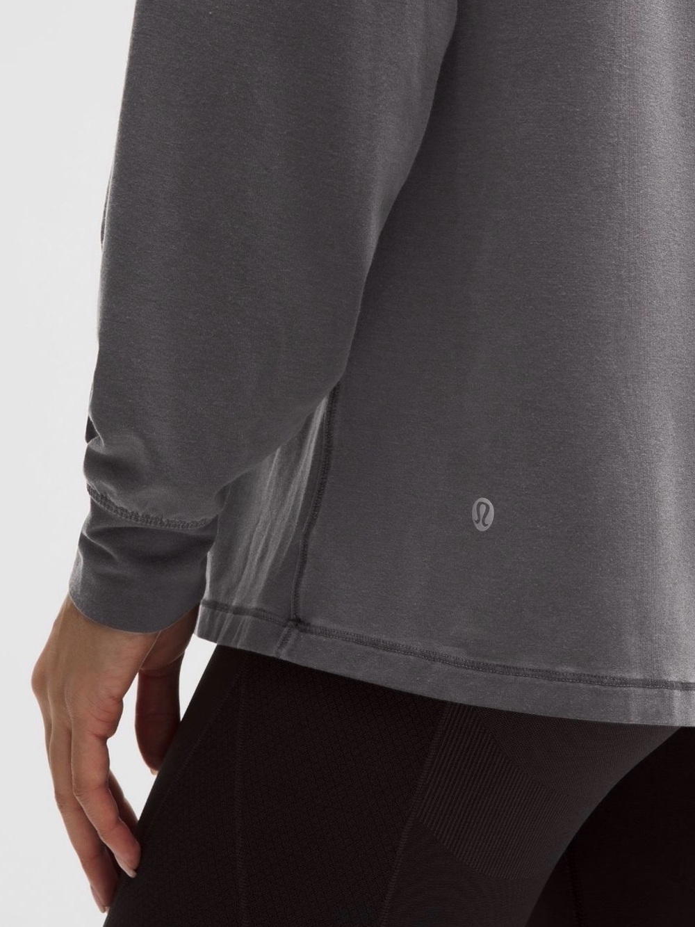 NWT Lululemon EasySet Relaxed Long Sleeve Shirt Wash Dilute Wash Graphite Grey - Picture 5 of 7